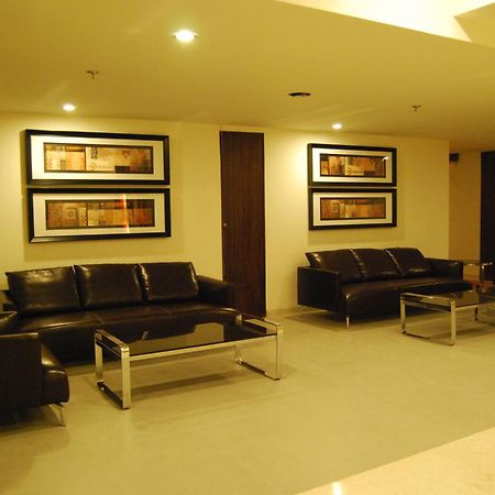 Royal Park Kakinada Hotel Exterior foto