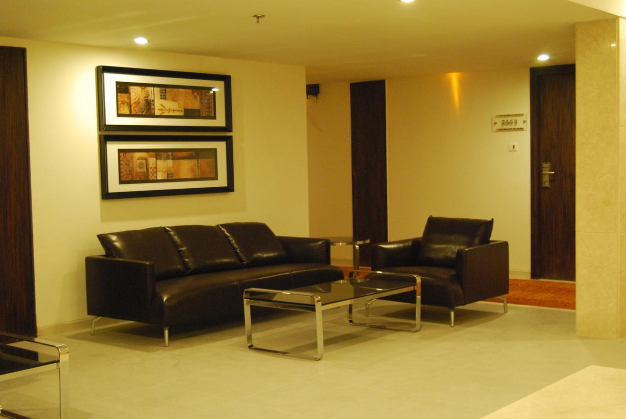 Royal Park Kakinada Hotel Exterior foto